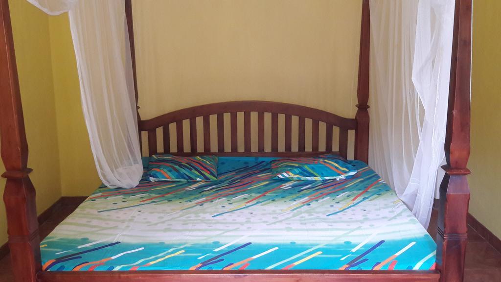 The Citadel Guest House Hikkaduwa Ngoại thất bức ảnh